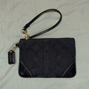 Coach wristlet in black